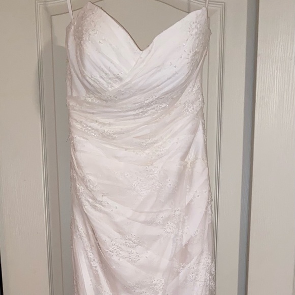 Romona Keveza size 10 white wedding gown - Picture 7 of 9